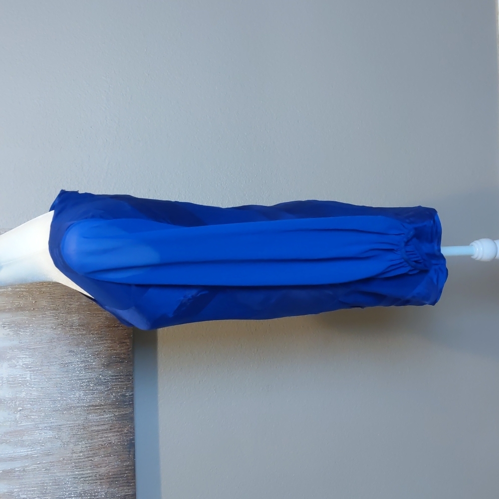 Guess by Marciano blue v-neck dress with sheer sleeves. - Picture 2 of 6